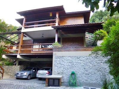 Casa em Piratininga, Niterói/RJ de 274m² 4 quartos à venda por R$ 1.299.000,00