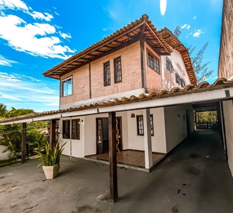 Casa em Piratininga, Niterói/RJ de 350m² 3 quartos à venda por R$ 1.299.000,00