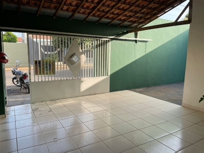 Casa em Planalto, Araçatuba/SP de 250m² 3 quartos à venda por R$ 249.000,00