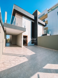 Casa em Planalto, Belo Horizonte/MG de 170m² 3 quartos à venda por R$ 949.000,00