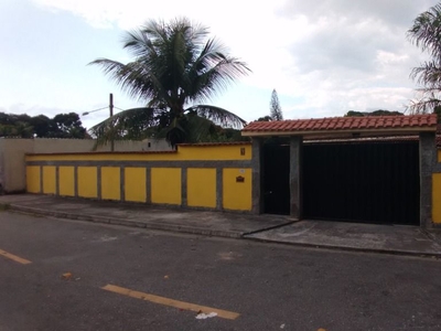 Casa em Ponta Grossa, Maricá/RJ de 403m² 4 quartos à venda por R$ 619.000,00