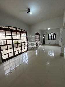 Casa em Pontal de Santa Marina, Caraguatatuba/SP de 180m² 3 quartos à venda por R$ 749.000,00