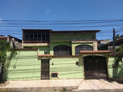 Casa em Porto Novo, São Gonçalo/RJ de 280m² 3 quartos à venda por R$ 589.000,00