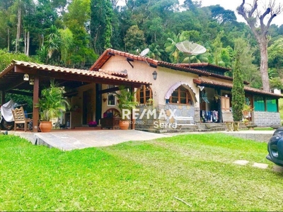 Casa em Posse, Teresópolis/RJ de 137m² 4 quartos à venda por R$ 898.000,00