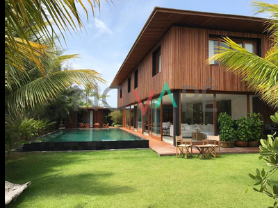 Casa em Praia Do Forte, Mata De São João/BA de 350m² 5 quartos à venda por R$ 5.500.000,00 ou para locação R$ 4.000,00/dia