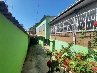 Casa em Praia do Riacho, Guarapari/ES de 250m² 4 quartos à venda por R$ 379.000,00