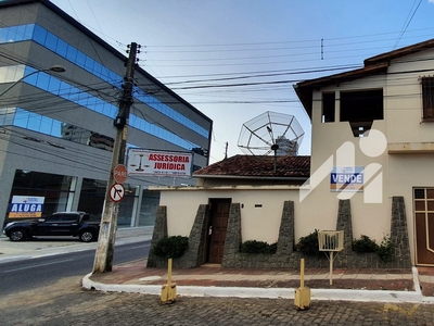 Casa em Recreio, Vitória da Conquista/BA de 200m² 4 quartos à venda por R$ 699.000,00