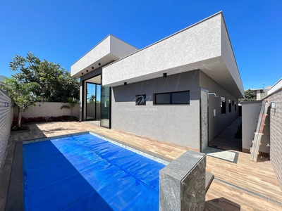 Casa em Residencial Goiânia Golfe Clube, Goiânia/GO de 275m² 4 quartos à venda por R$ 2.389.000,00