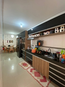 Casa em Residencial Havaí, Goiânia/GO de 95m² 3 quartos à venda por R$ 349.000,00