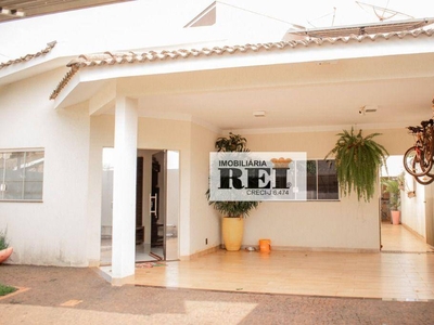 Casa em Residencial Tocantins, Rio Verde/GO de 233m² 2 quartos à venda por R$ 999.000,00