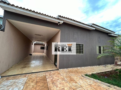 Casa em Residencial Veneza, Rio Verde/GO de 192m² 4 quartos à venda por R$ 429.000,00