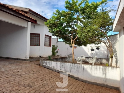 Casa em Ribeirânia, Ribeirão Preto/SP de 350m² 4 quartos à venda por R$ 556.000,00
