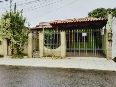 Casa em Santa Eugênia, Nova Iguaçu/RJ de 250m² 3 quartos à venda por R$ 599.000,00