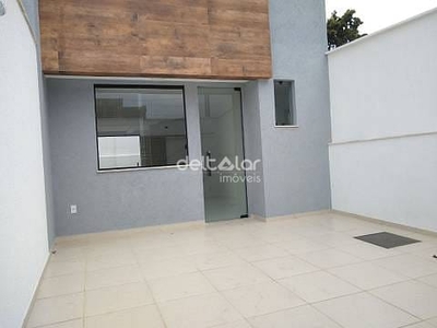 Casa em Santa Rosa, Belo Horizonte/MG de 148m² 3 quartos à venda por R$ 794.000,00