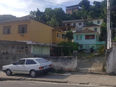 Casa em Santa Rosa, Niterói/RJ de 500m² 8 quartos à venda por R$ 579.000,00