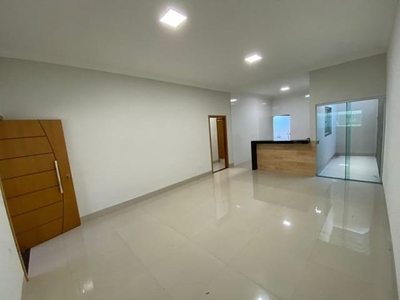 Casa em Santa Rosa, Uberlândia/MG de 160m² 3 quartos à venda por R$ 699.000,00