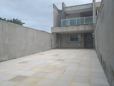 Casa em Sapiranga, Fortaleza/CE de 180m² 4 quartos à venda por R$ 649.000,00