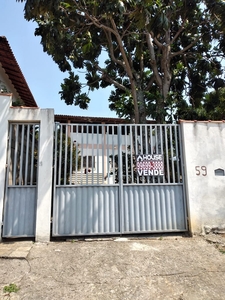Casa em Setiba, Guarapari/ES de 196m² 6 quartos à venda por R$ 389.000,00