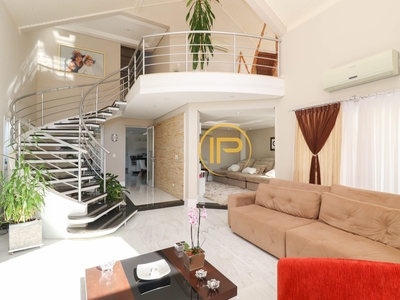 Casa em São Gabriel, Colombo/PR de 617m² 3 quartos à venda por R$ 3.989.000,00