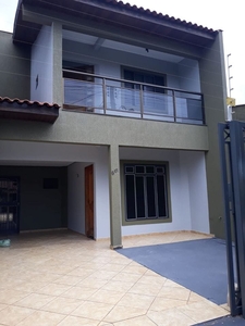 Casa em São Pedro, Londrina/PR de 180m² 3 quartos à venda por R$ 479.000,00