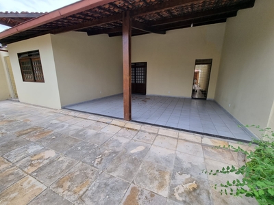 Casa em Tambauzinho, João Pessoa/PB de 360m² 3 quartos à venda por R$ 559.000,00