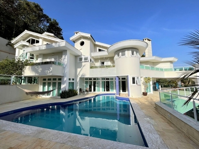 Casa em Tamboré, Barueri/SP de 1050m² 5 quartos à venda por R$ 13.499.000,00