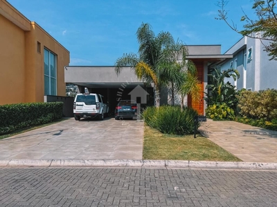 Casa em Tamboré, Santana de Parnaíba/SP de 306m² 3 quartos à venda por R$ 4.499.000,00