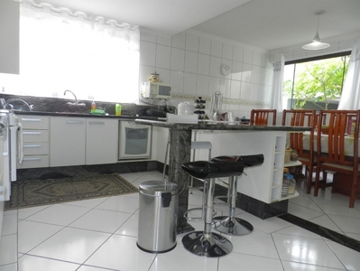 Casa em Tamboré, Santana de Parnaíba/SP de 380m² 3 quartos à venda por R$ 2.079.000,00