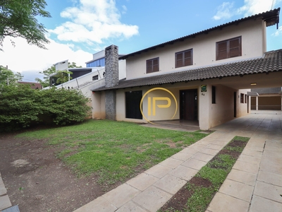 Casa em Tarumã, Curitiba/PR de 400m² 3 quartos à venda por R$ 1.549.000,00