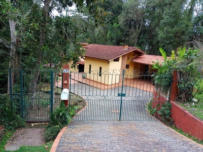 Casa em Transurb, Itapevi/SP de 192m² 3 quartos à venda por R$ 759.000,00 ou para locação R$ 2.165,32/mes