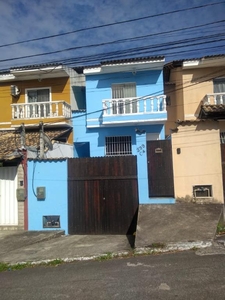Casa em Trindade, São Gonçalo/RJ de 130m² 2 quartos à venda por R$ 248.000,00