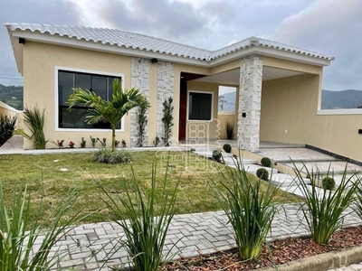 Casa em Ubatiba, Maricá/RJ de 100m² 2 quartos à venda por R$ 389.000,00