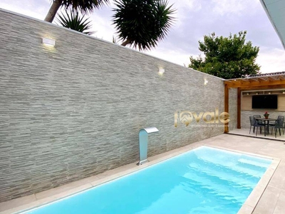 Casa em Urbanova, São José dos Campos/SP de 245m² 4 quartos à venda por R$ 1.659.000,00