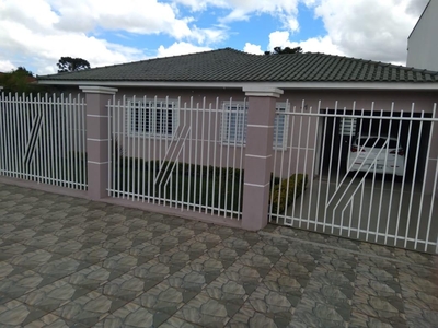 Casa em Uvaranas, Ponta Grossa/PR de 143m² 2 quartos à venda por R$ 469.000,00