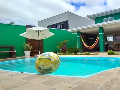 Casa em Uvaranas, Ponta Grossa/PR de 200m² 3 quartos à venda por R$ 759.000,00