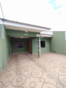 Casa em Uvaranas, Ponta Grossa/PR de 67m² 2 quartos à venda por R$ 239.000,00