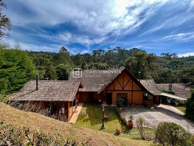 Casa em Vale Encantado, Campos Do Jordão/SP de 200m² 3 quartos à venda por R$ 1.249.000,00