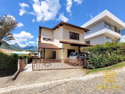 Casa em Vargem Grande, Teresópolis/RJ de 320m² 5 quartos à venda por R$ 899.000,00