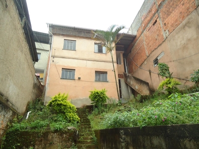 Casa em Vila Alpina, Juiz de Fora/MG de 90m² 2 quartos à venda por R$ 149.000,00