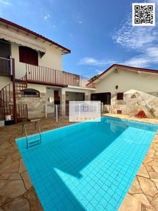 Casa em Vila Bandeirantes, Araçatuba/SP de 221m² 3 quartos à venda por R$ 699.000,00