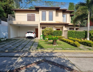 Casa em Vila Caldas, Carapicuíba/SP de 500m² 3 quartos à venda por R$ 1.599.000,00