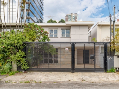 Casa em Vila Cordeiro, São Paulo/SP de 218m² 3 quartos à venda por R$ 1.549.000,00