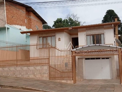 Casa em Vila Cruzeiro, Passo Fundo/RS de 140m² 3 quartos à venda por R$ 554.000,00
