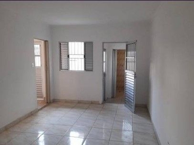 Casa em Vila Dom Pedro I, São Paulo/SP de 100m² 2 quartos à venda por R$ 440.000,00 ou para locação R$ 1.700,00/mes