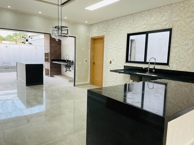 Casa em Vila Guedes, Jaguariúna/SP de 192m² 3 quartos à venda por R$ 989.000,00