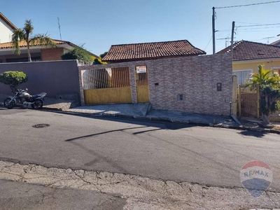 Casa em Vila Júlia, Poá/SP de 0m² 4 quartos à venda por R$ 648.900,00