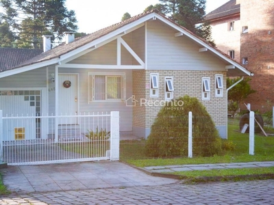 Casa em Vila Luiza, Canela/RS de 280m² 3 quartos à venda por R$ 686.000,00