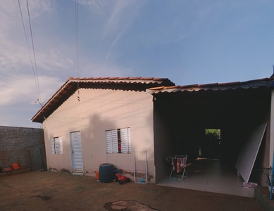 Casa em Vila Mutirão I, Goiânia/GO de 110m² 3 quartos à venda por R$ 179.000,00
