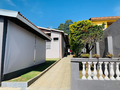 Casa em Vila Rica, São José dos Campos/SP de 300m² 3 quartos à venda por R$ 689.000,00