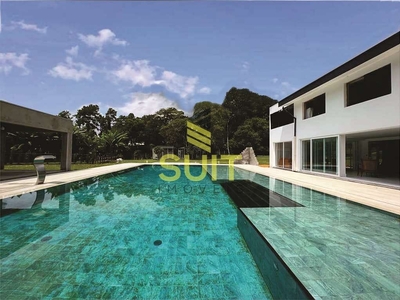 Casa em Vila Santo Antônio, Cotia/SP de 1100m² 5 quartos à venda por R$ 8.899.000,00
